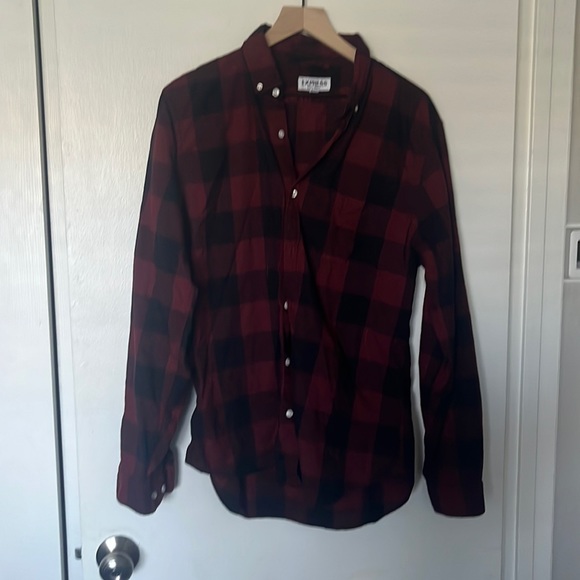 Express buffalo plaid soft wash button down - Picture 3 of 5